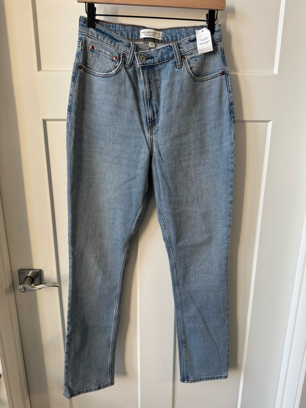 Abercrombie & Fitch Light Blue High-Rise Women's Jeans